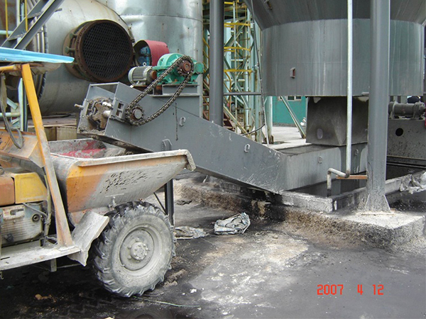 出渣機技術(shù)說(shuō)明